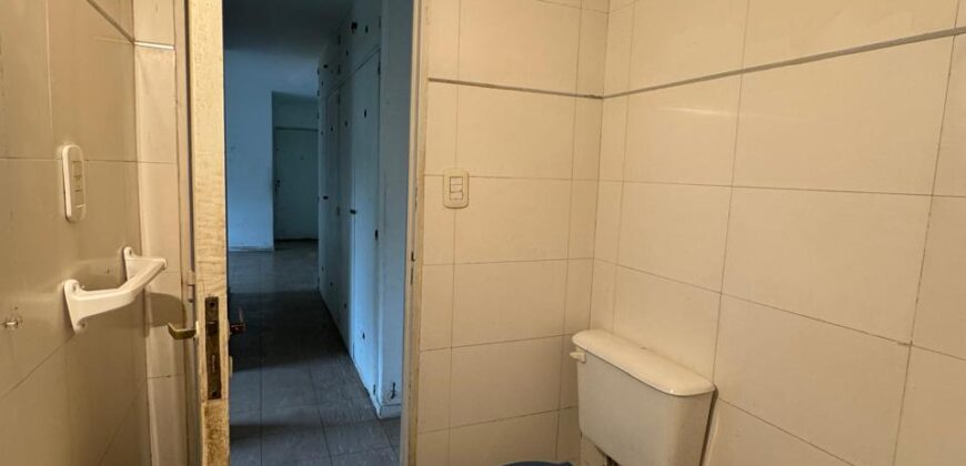 DEPARTAMENTO TRES AMBIENTES EN VENTA EN LUGANO I Y II EDIFICIO 131