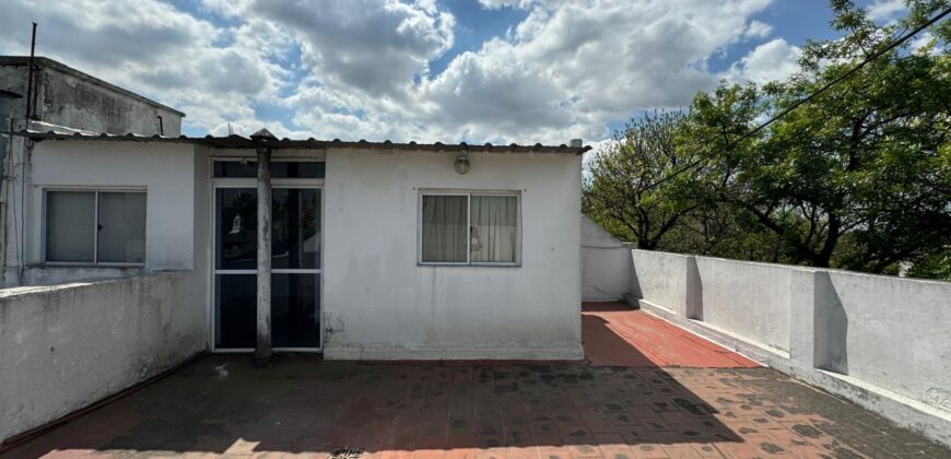 DEPARTAMENTO CUATRO AMBIENTES CON TERRAZA EN HUBAC AL 5000