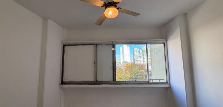DEPARTAMENTO CUATRO AMBIENTES VENTA LUGANO 1 Y 2 EDIFICIO 28
