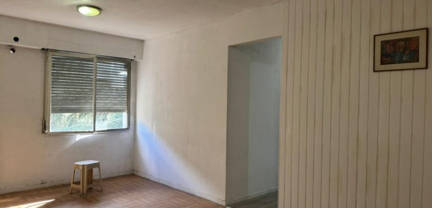 En Venta Cuatro Ambientes En Barrio Piedrabuena Edificio J