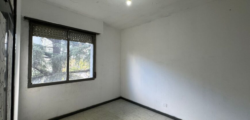 En Venta Cuatro Ambientes En Barrio Piedrabuena Edificio J