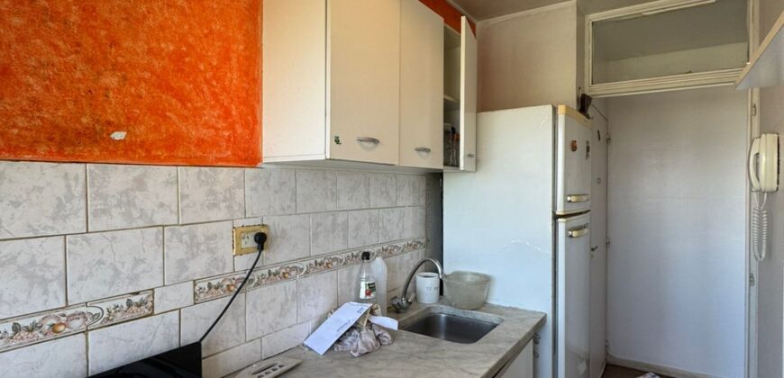 TRES AMBIENTES EN VENTA EN LUGANO 1 Y 2 EDIFICIO 20