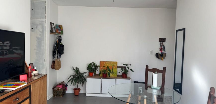 LUGANO 1 Y 2 EDIFICIO 115 TRES AMBIENTES COCINA GRANDE EN VENTA