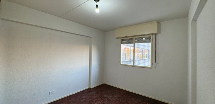TRES AMBIENTES EN VENTA EN BARRIO COPELLO EDIFICIO 19