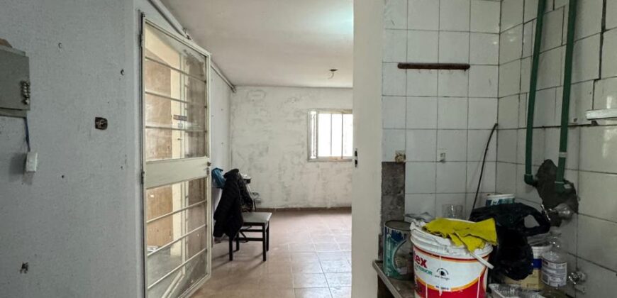 Bº Piedrabuena Escalera 39 Tres ambientes