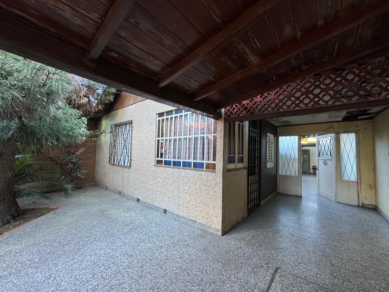 CASA EN VENTA EN VILLA LUGANO APTA DOS FAMILIAS