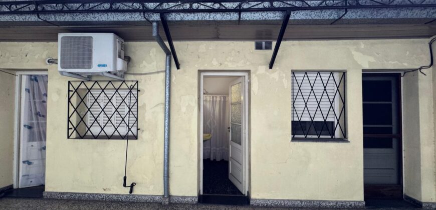 CASA EN VENTA EN VILLA LUGANO APTA DOS FAMILIAS