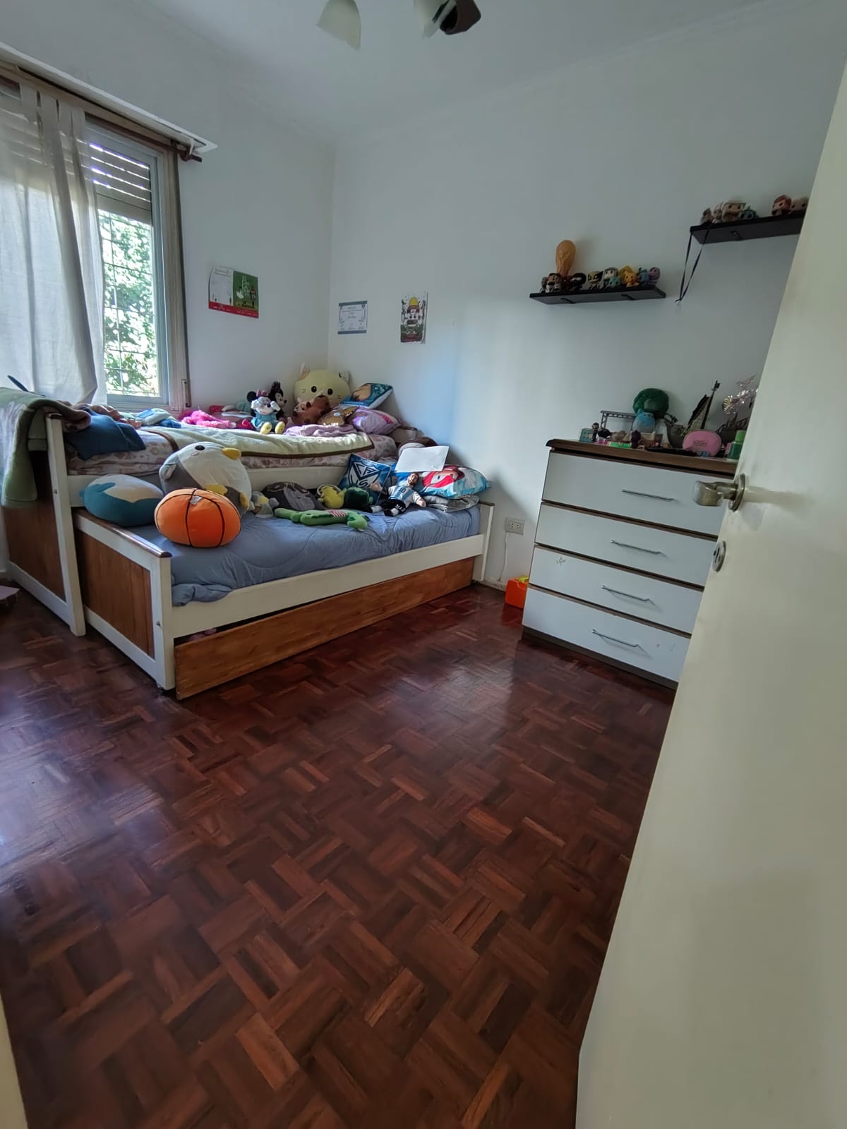 Bº Piedrabuena Edificio D Cuatro ambientes