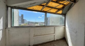 Bº Piedrabuena, Tres ambientes en venta. Escalera 10 A