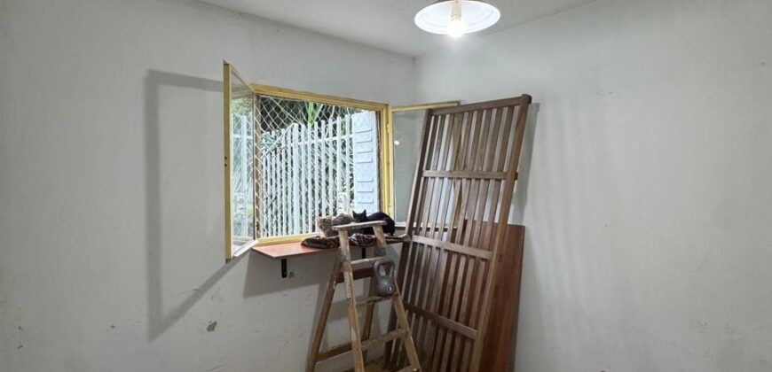 Bº Piedrabuena EN VENTA 4 AMBIENTES EN PLANTA BAJA ESC. 52