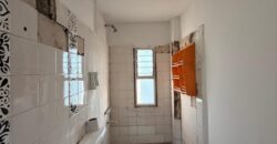 Bº Piedrabuena, Tres ambientes en venta. Escalera 10 A