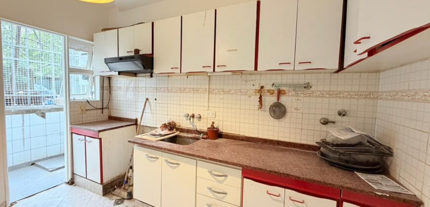 Tres ambientes en planta baja en venta, Lugano 1 y 2