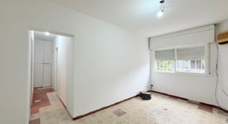Tres ambientes en planta baja en venta, Lugano 1 y 2