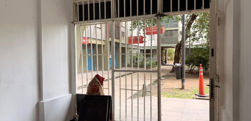 LOCAL EN VENTA EN Bº COPELLO EDIFICIO 13 VILLA LUGANO