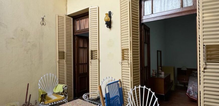 PH DE TRES AMBIENTES EN VENTA EN FLORES CON TERRAZA