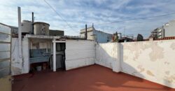 PH DE TRES AMBIENTES EN VENTA EN FLORES CON TERRAZA