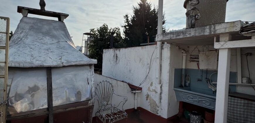 PH DE TRES AMBIENTES EN VENTA EN FLORES CON TERRAZA