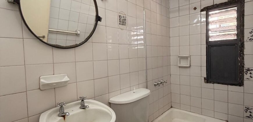 Bº Piedrabuena EN VENTA 5 AMBIENTES EN PLANTA BAJA