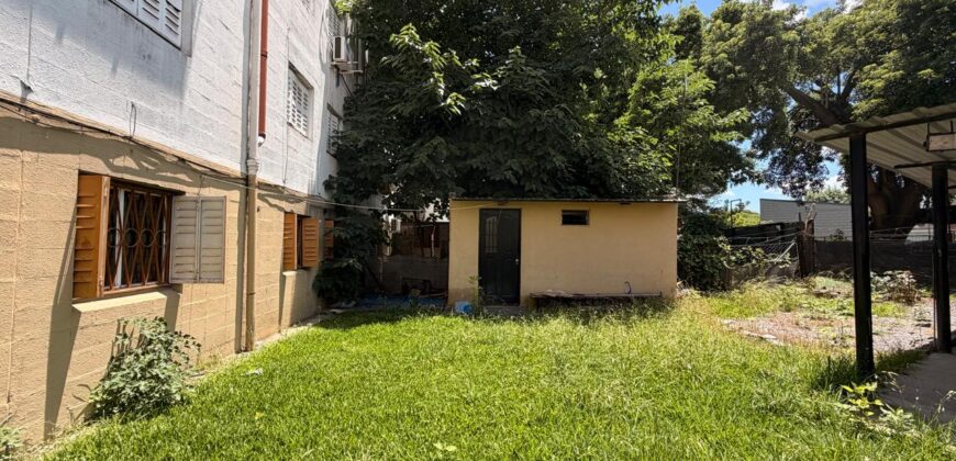 Bº Piedrabuena EN VENTA 5 AMBIENTES EN PLANTA BAJA