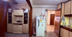 Cuatro ambientes con balcón al frente en venta en Paternal