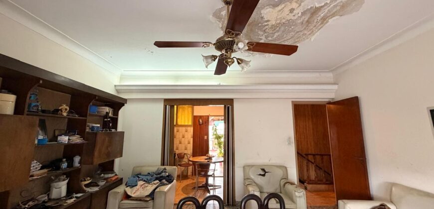 Dos departamentos y dos locales en venta en Villa Lugano! Ideal multifamiliar o inversión