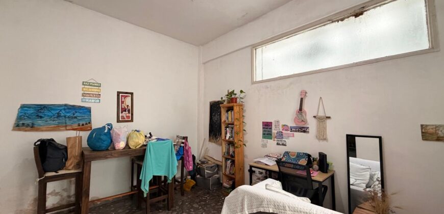 Dos departamentos y dos locales en venta en Villa Lugano! Ideal multifamiliar o inversión