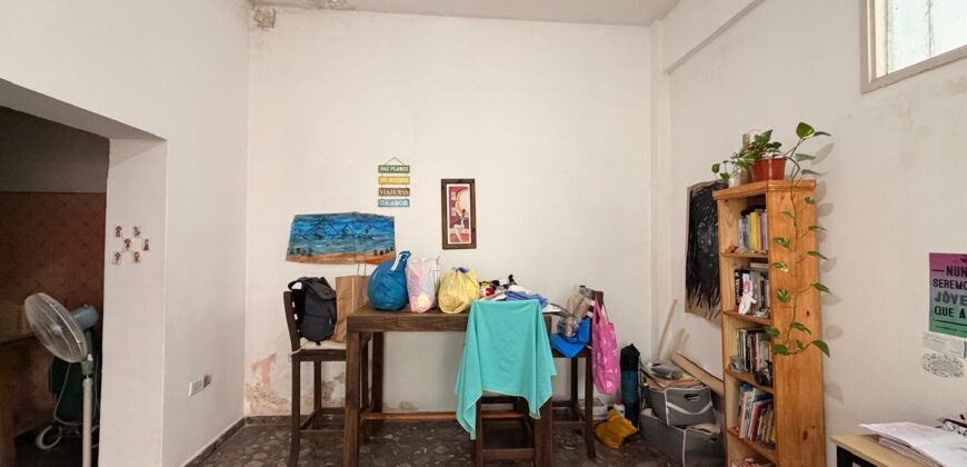 Dos departamentos y dos locales en venta en Villa Lugano! Ideal multifamiliar o inversión