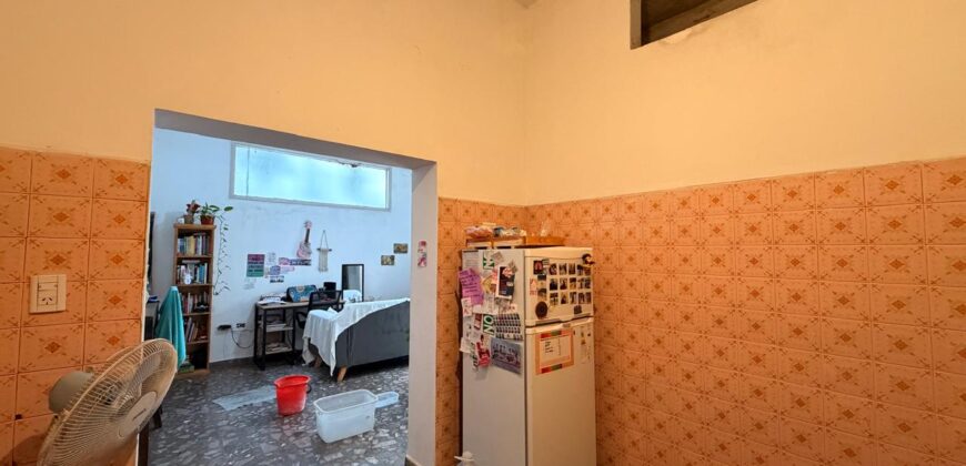 Dos departamentos y dos locales en venta en Villa Lugano! Ideal multifamiliar o inversión