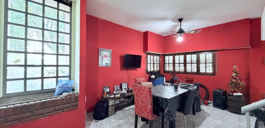 PH tipo casa en venta en Villa Lugano con terraza