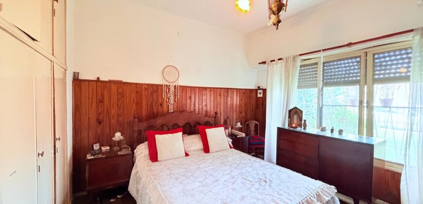 Ph tipo casa en venta en Villa Celina en dos plantas con pileta