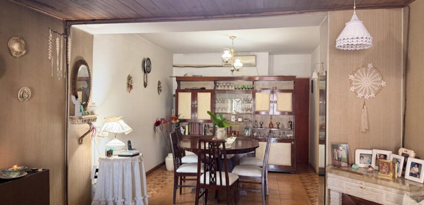 Ph tipo casa en venta en Villa Celina en dos plantas con pileta