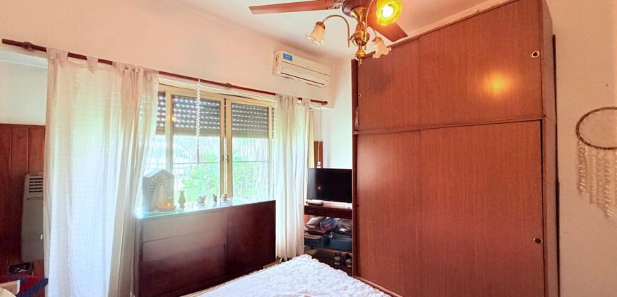 Ph tipo casa en venta en Villa Celina en dos plantas con pileta