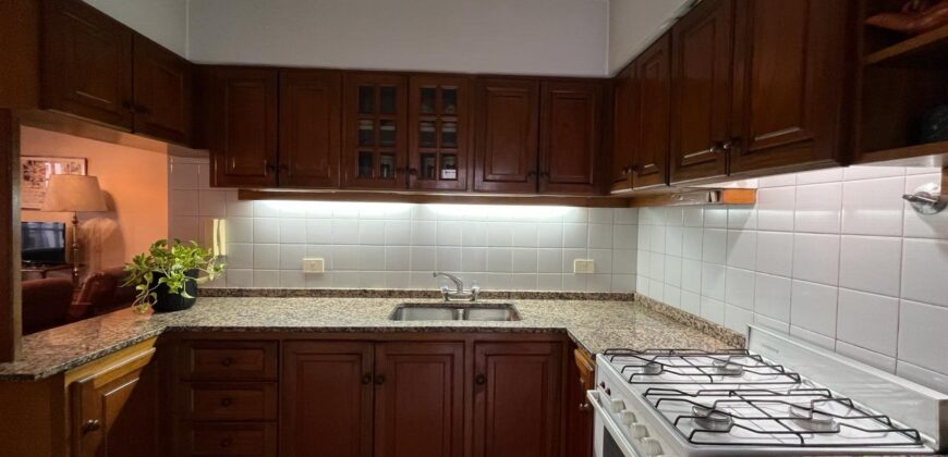 PH TIPO CASA en Venta con Cochera Cubierta, Terraza, Patio y Balcon