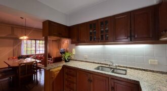 PH TIPO CASA en Venta con Cochera Cubierta, Terraza, Patio y Balcon