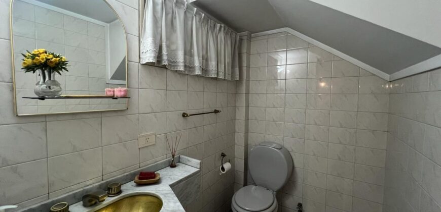 PH TIPO CASA en Venta con Cochera Cubierta, Terraza, Patio y Balcon