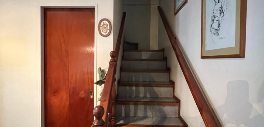 PH TIPO CASA en Venta con Cochera Cubierta, Terraza, Patio y Balcon