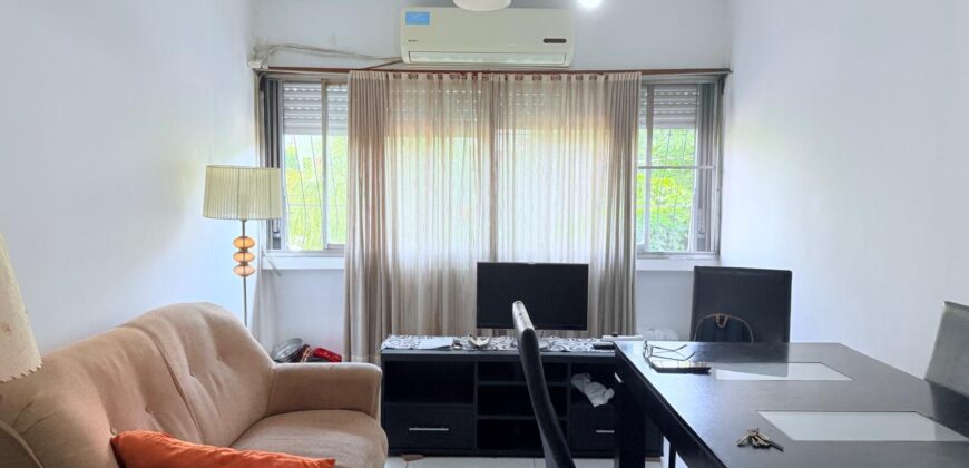 Deptarmento en venta en Barrio General Savio!