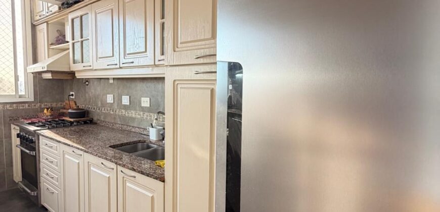 Semipiso en venta en Barrio General Paz con balcón y cochera!