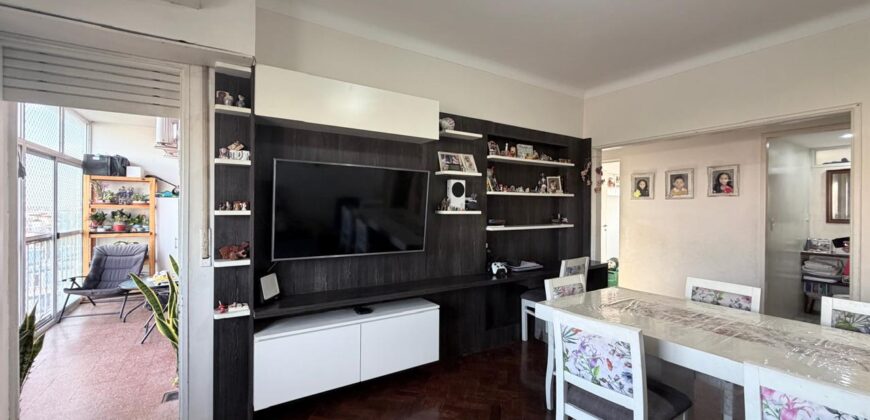 Semipiso en venta en Barrio General Paz con balcón y cochera!