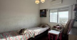 Semipiso en venta en Barrio General Paz con balcón y cochera!