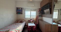 Semipiso en venta en Barrio General Paz con balcón y cochera!