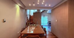 DUPLEX en Venta en Tres Plantas con Pileta, Cochera y Patio