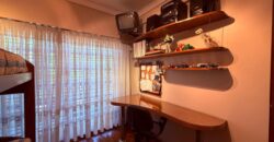 DUPLEX en Venta en Tres Plantas con Pileta, Cochera y Patio