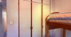 DUPLEX en Venta en Tres Plantas con Pileta, Cochera y Patio