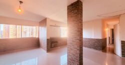 Departamento en venta en Villa Lugano de cuatro ambientes