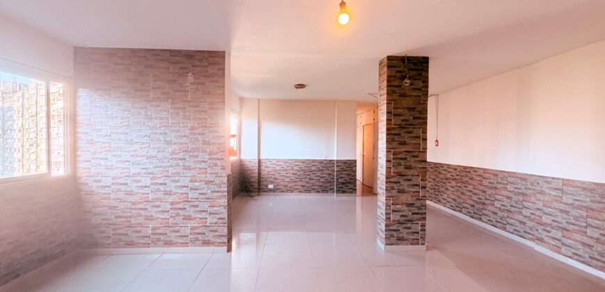 Departamento en venta en Villa Lugano de cuatro ambientes