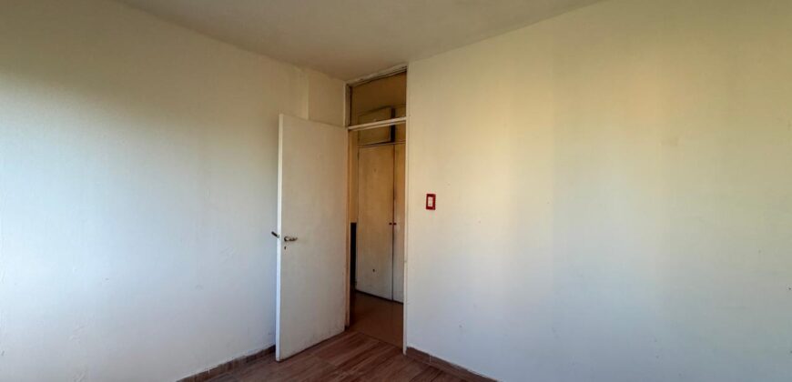 Departamento en venta en Villa Lugano de cuatro ambientes