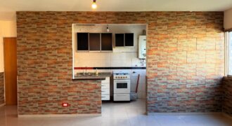 Departamento en venta en Villa Lugano de cuatro ambientes