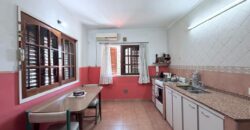 PH en Venta de Seis Ambientes en Villa Lugano con Terraza y Balcón