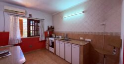 PH en Venta de Seis Ambientes en Villa Lugano con Terraza y Balcón